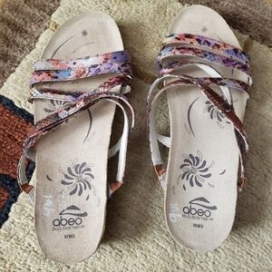 Womens sz 9 abeo sandals